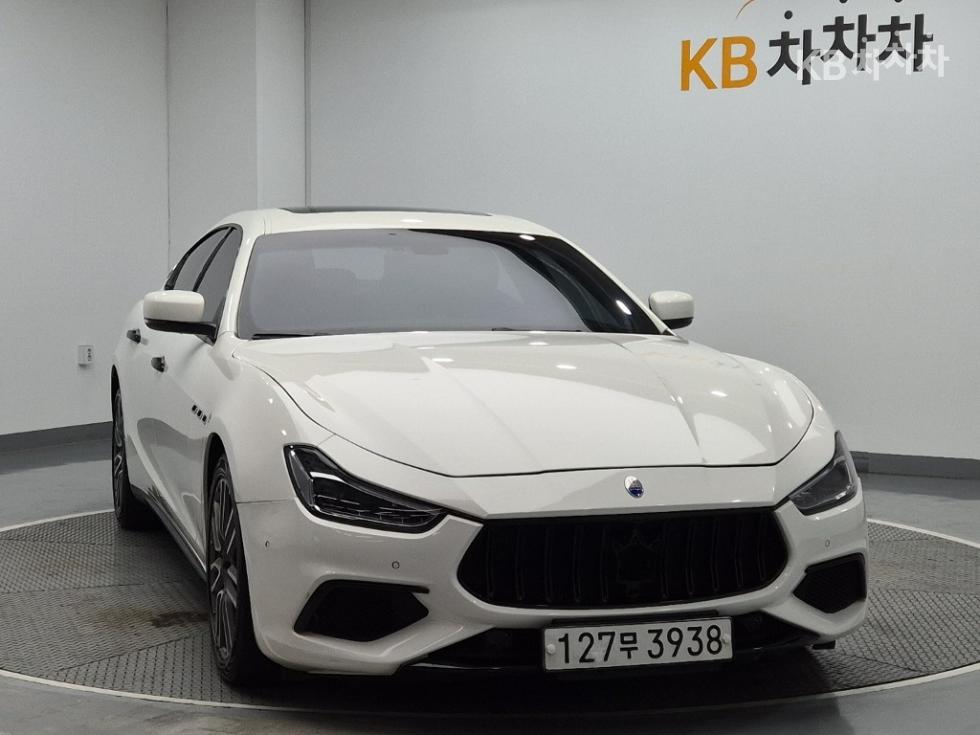 Maserati Ghibli — miniaturë 4