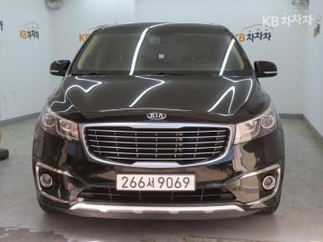 Kia Carnival 9인승 2.2 디젤 — foto 1