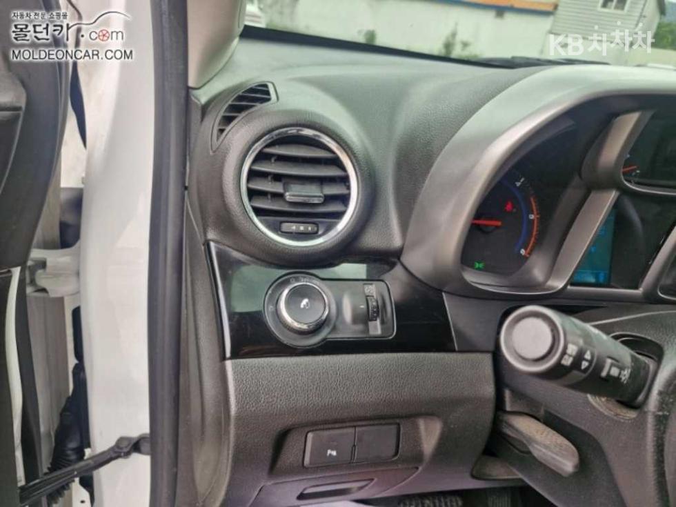Chevrolet Orlando — miniaturë 12