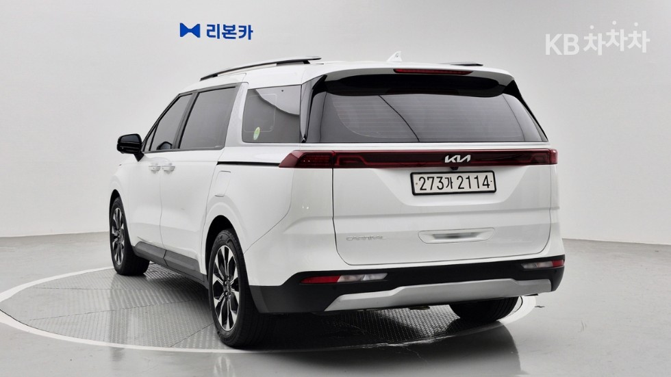 Kia Carnival — miniaturë 6