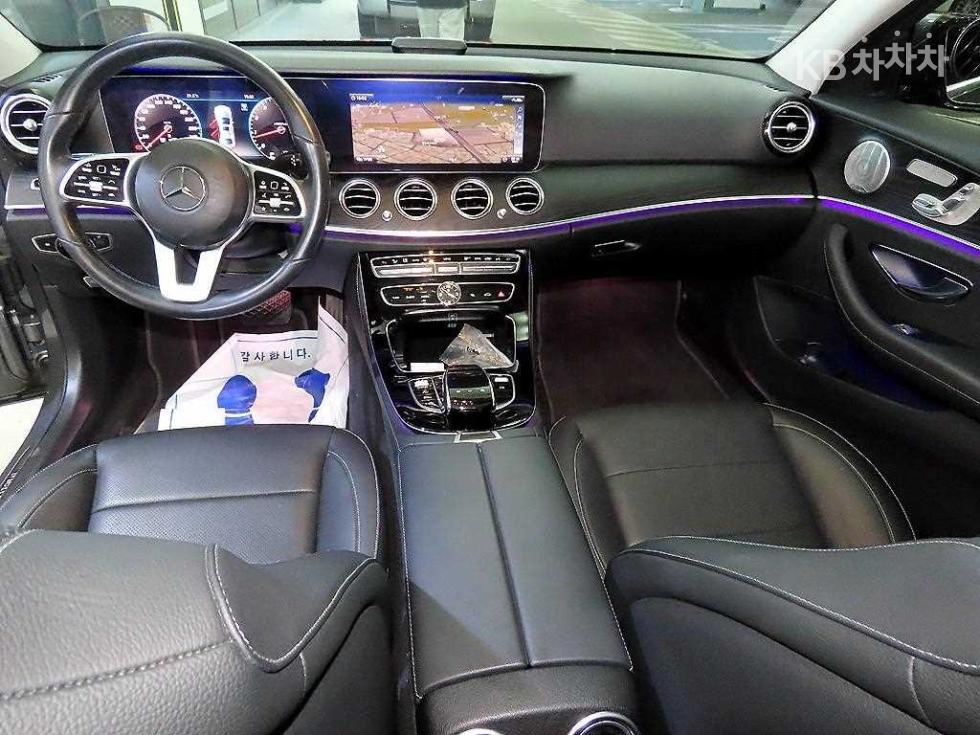 Mercedes-Benz E-klasse — miniaturë 10