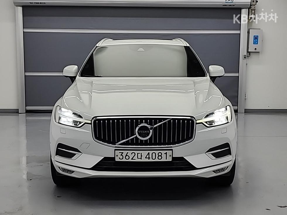 2020 Volvo XC60 2 photo