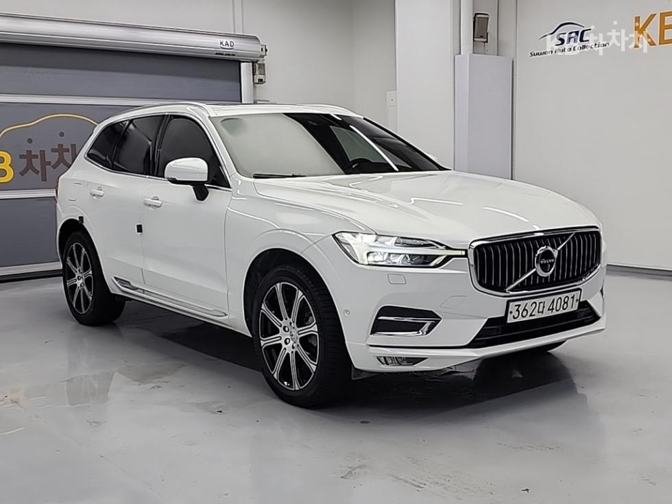 2020 Volvo XC60 2 photo