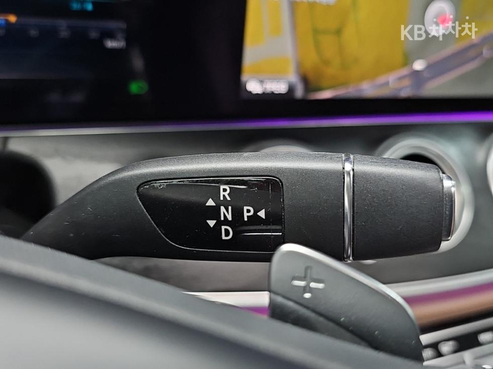 Mercedes-Benz E-klasse — miniaturë 8