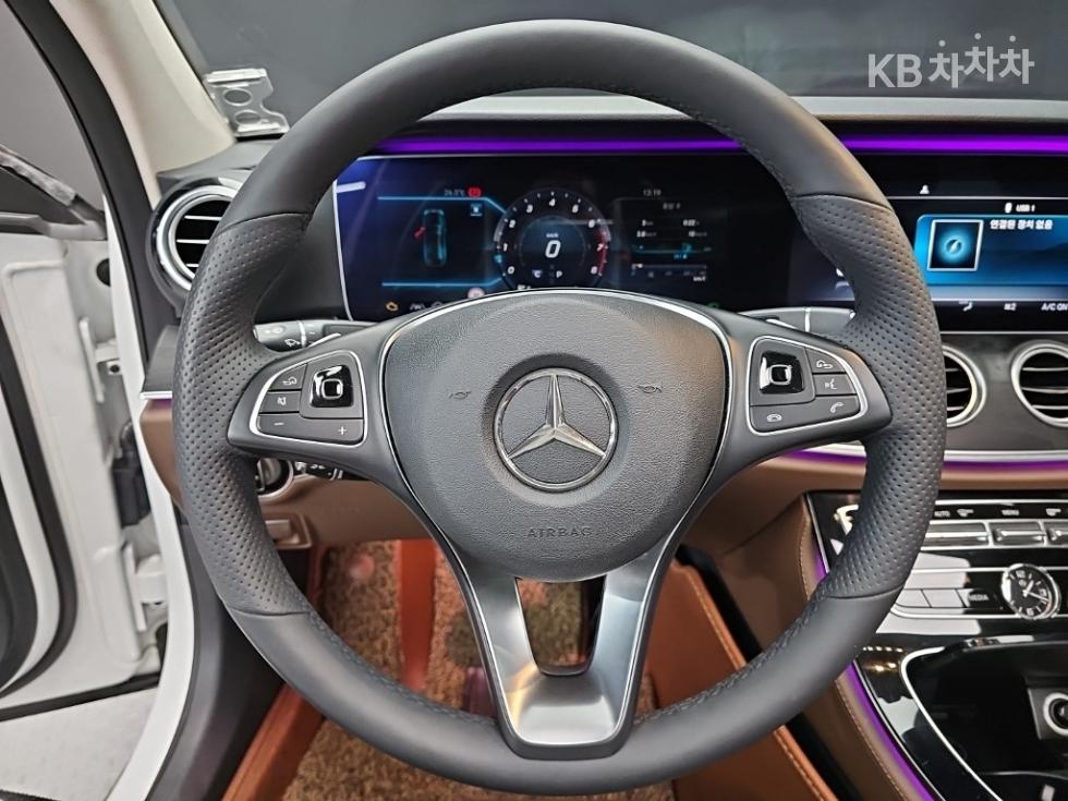 Mercedes-Benz E-klasse — miniaturë 9