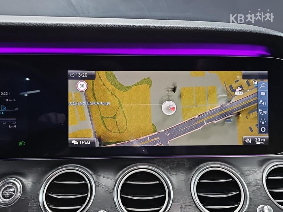 Mercedes-Benz E-klasse — miniaturë 14