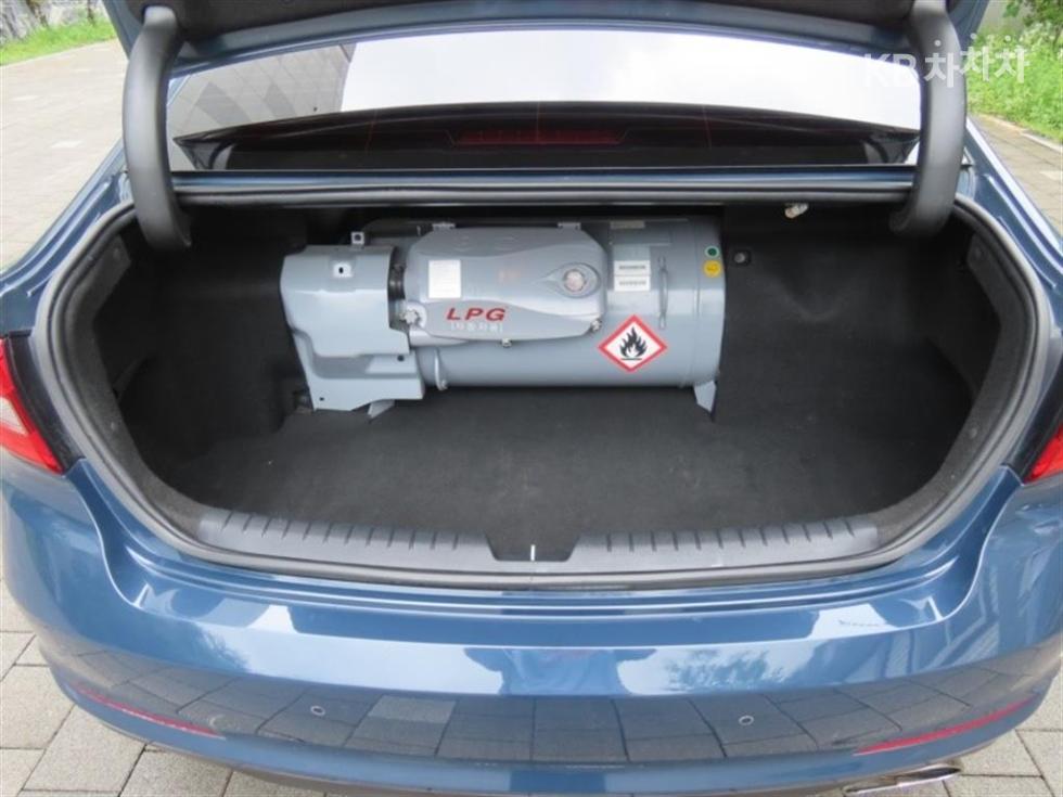Hyundai Sonata — miniaturë 18