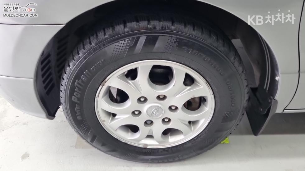 Hyundai Starex — miniaturë 6