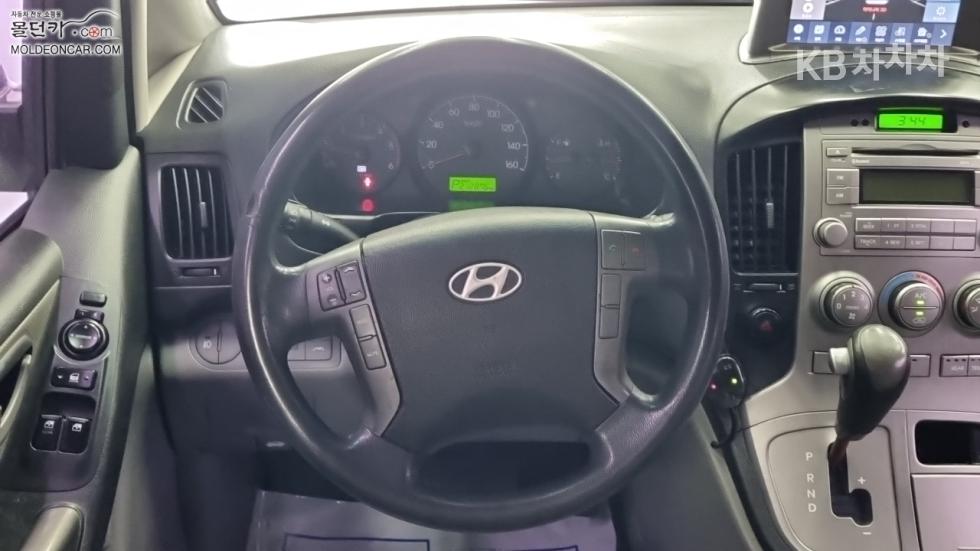 Hyundai Starex — miniaturë 11