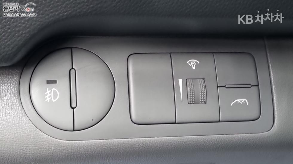 Hyundai Starex — miniaturë 16