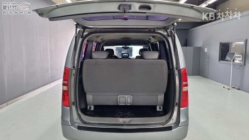 Hyundai Starex — miniaturë 18