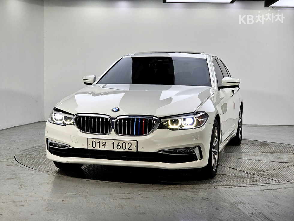 BMW 5er — miniaturë 3