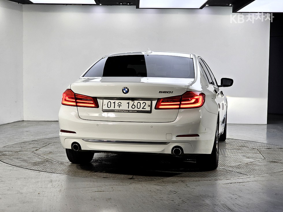 BMW 5er — miniaturë 4