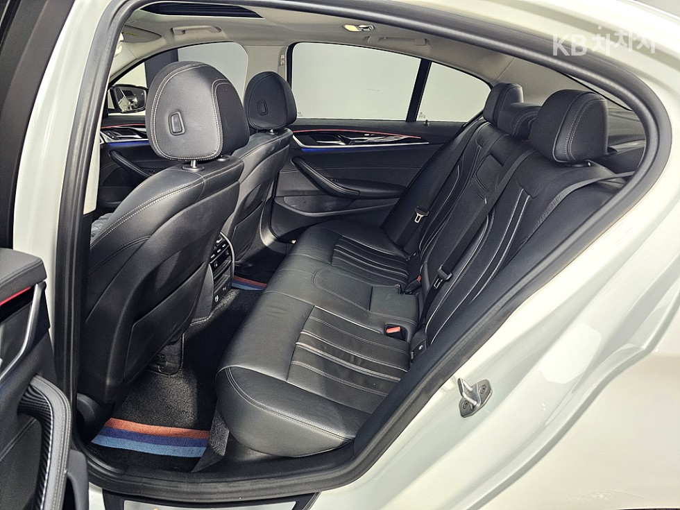 BMW 5er — miniaturë 9