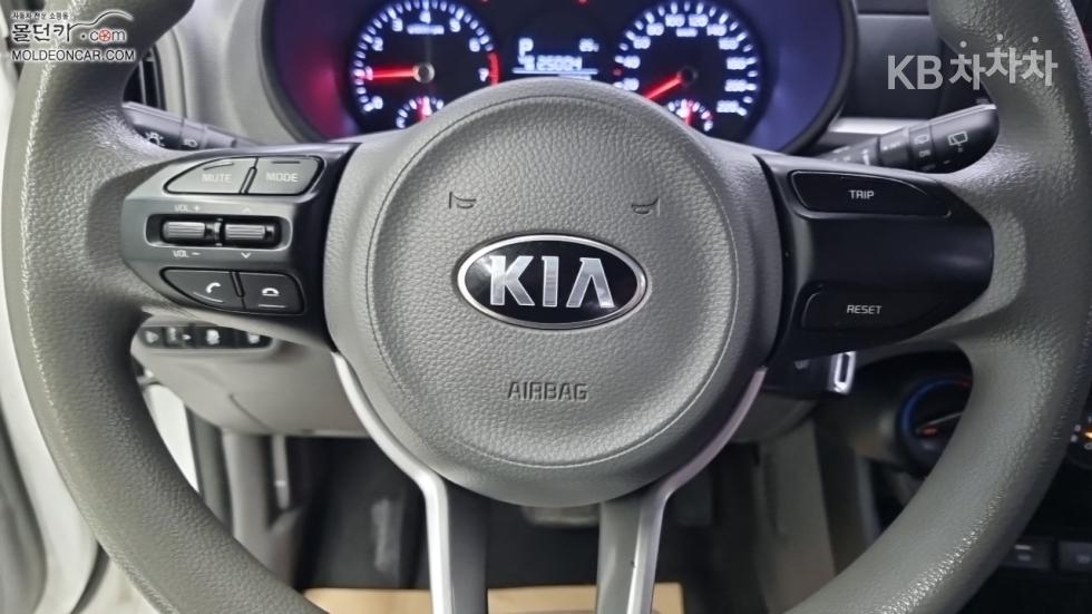 Kia Morning — miniaturë 11