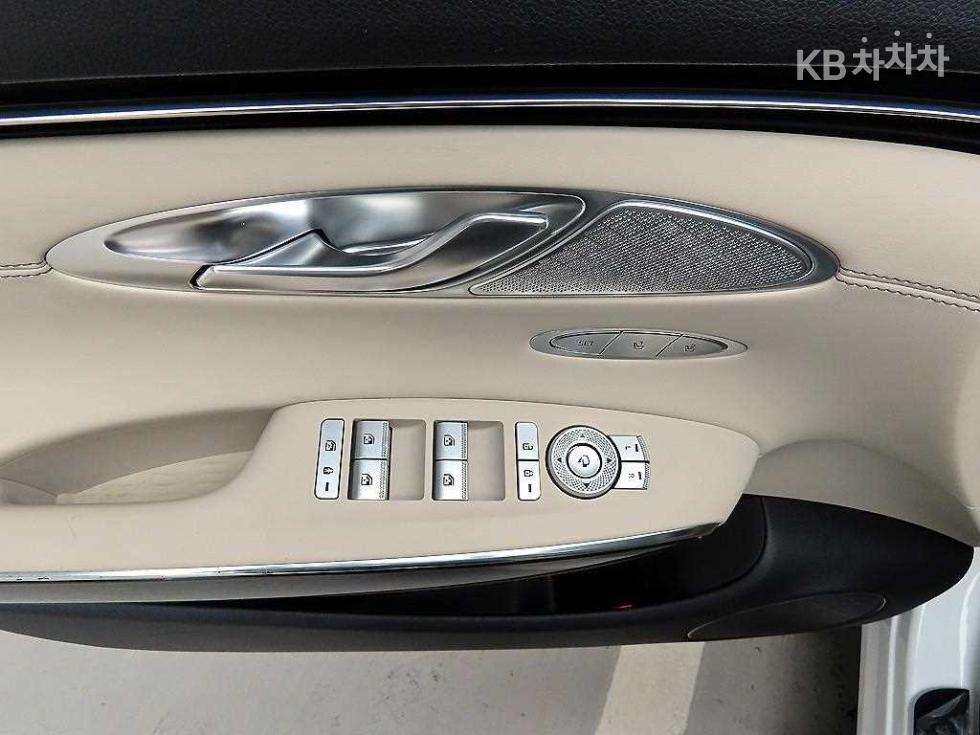 Genesis GV70 — miniaturë 11