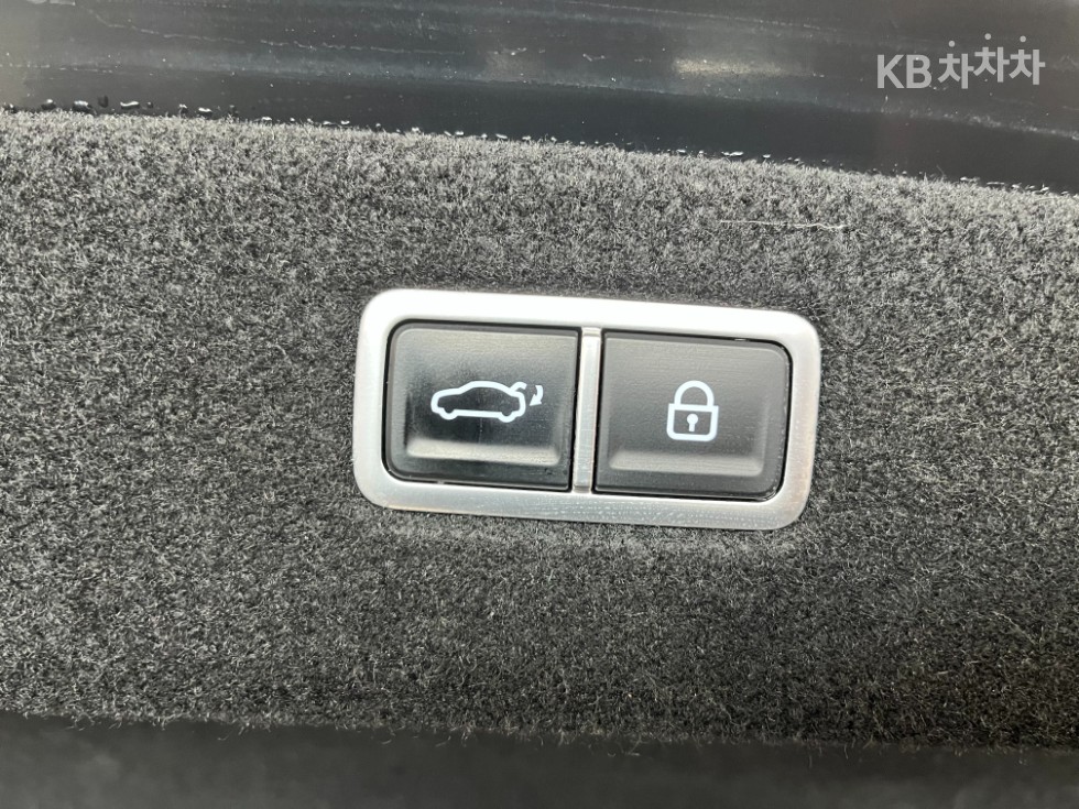 2022 Genesis G90(RS4) photo