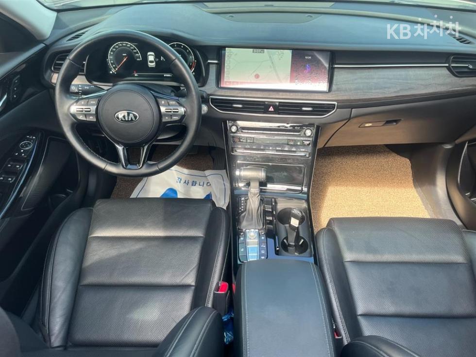 Kia K7 — miniaturë 9