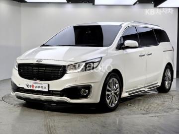 Kia Carnival 9인승 2.2 디젤 — foto 1