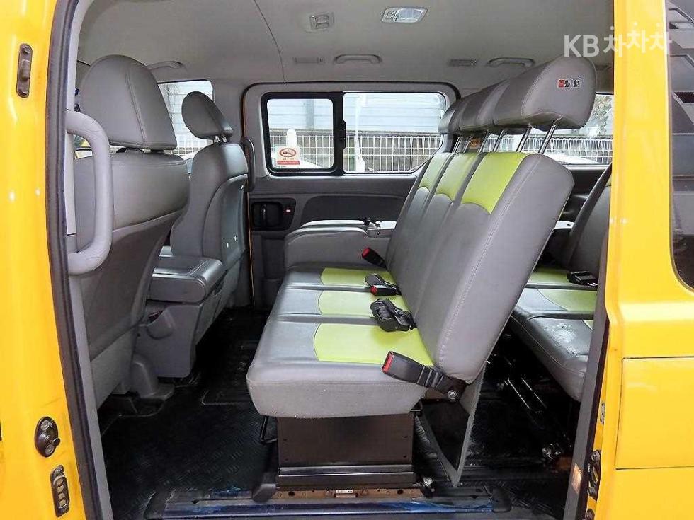 Hyundai Starex — miniaturë 6