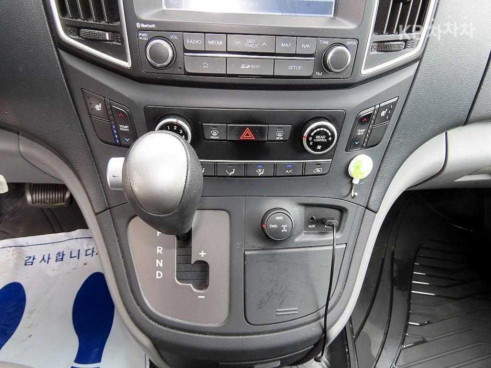 Hyundai Starex — miniaturë 10