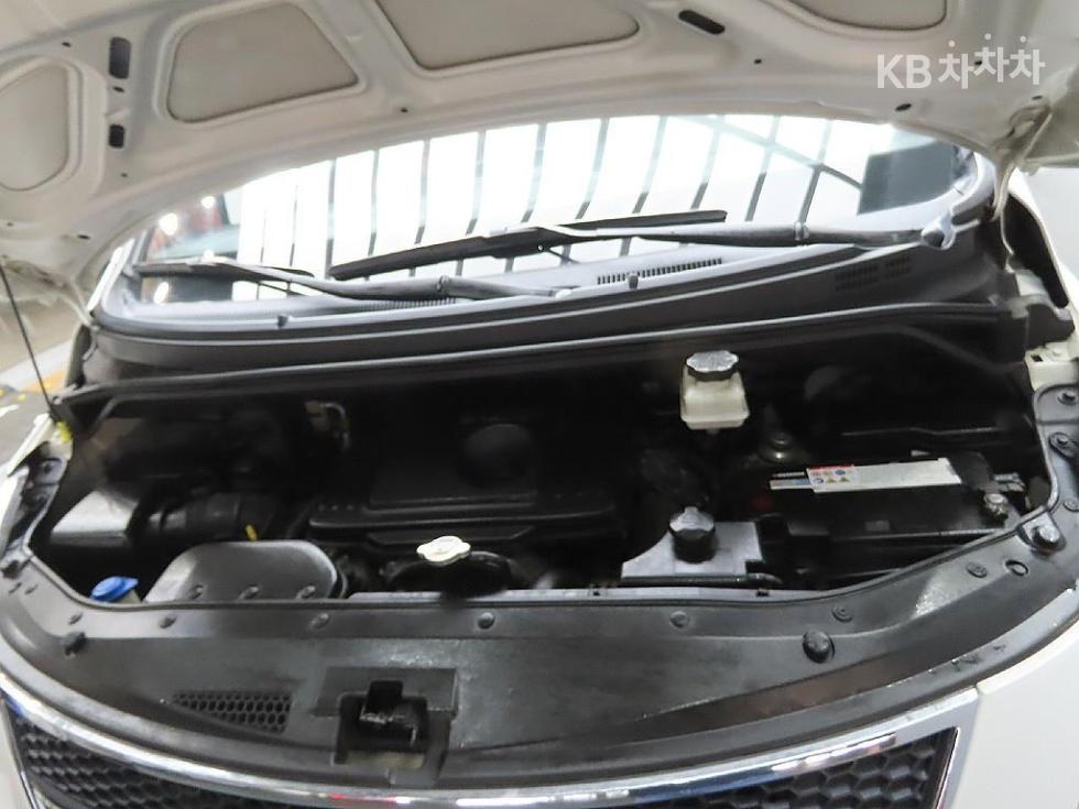 Hyundai Starex — miniaturë 7
