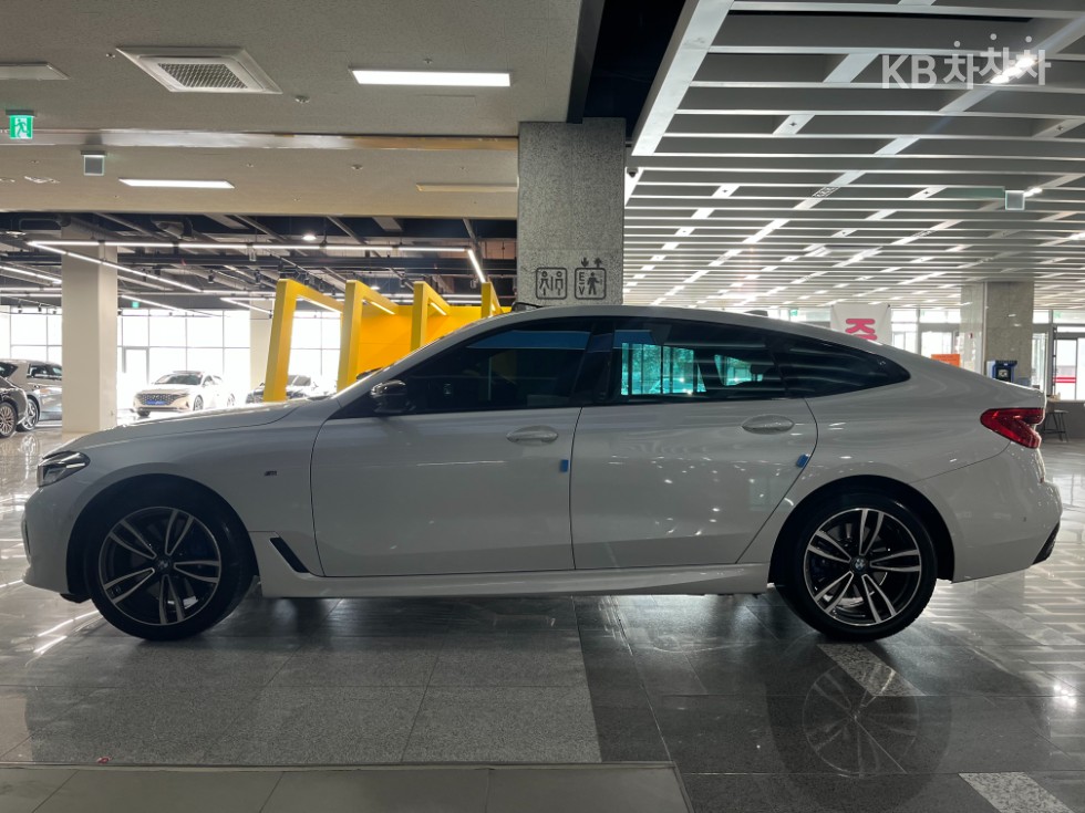 2024 BMW BMW photo