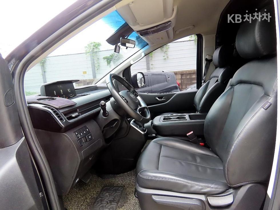 Hyundai Staria — miniaturë 5