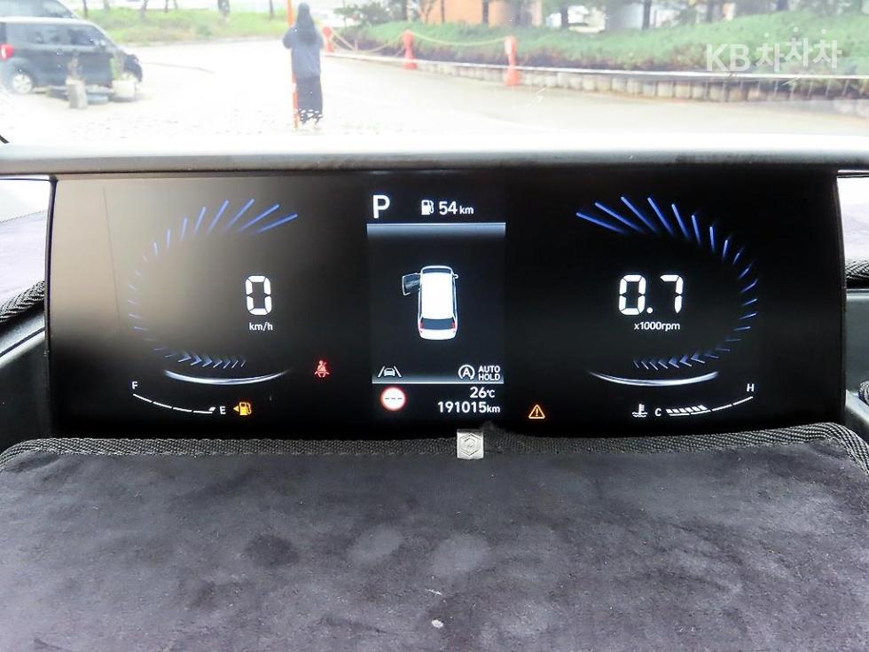 Hyundai Staria — miniaturë 9