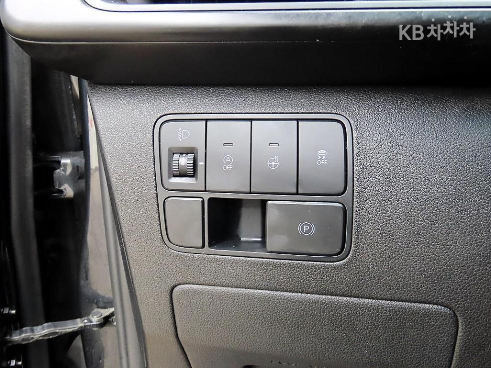 Hyundai Staria — miniaturë 12