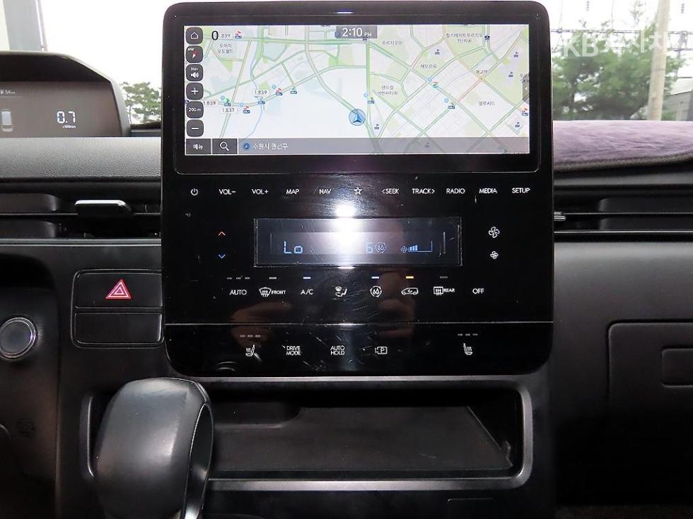 Hyundai Staria — miniaturë 14