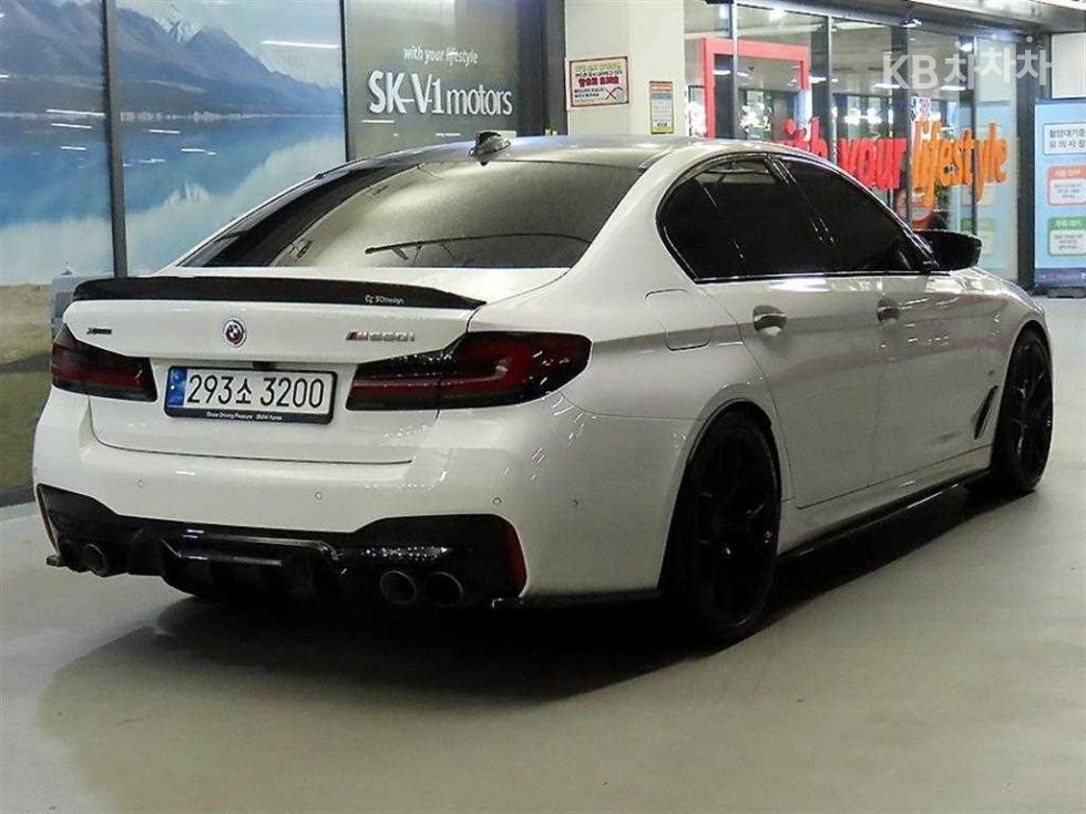 2022 BMW BMW 5 (G30) photo
