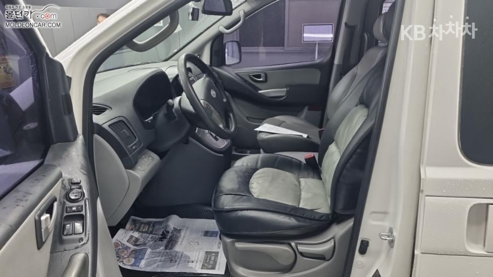 Hyundai Starex — miniaturë 9