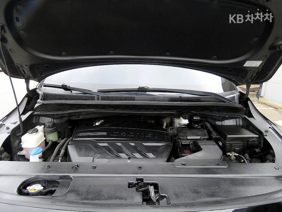 Kia Carnival — miniaturë 19