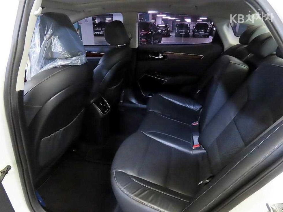 Kia K7 — miniaturë 7