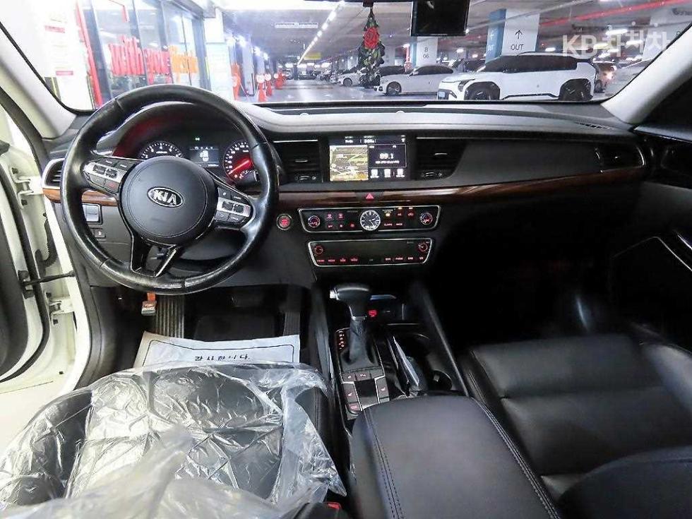 Kia K7 — miniaturë 10