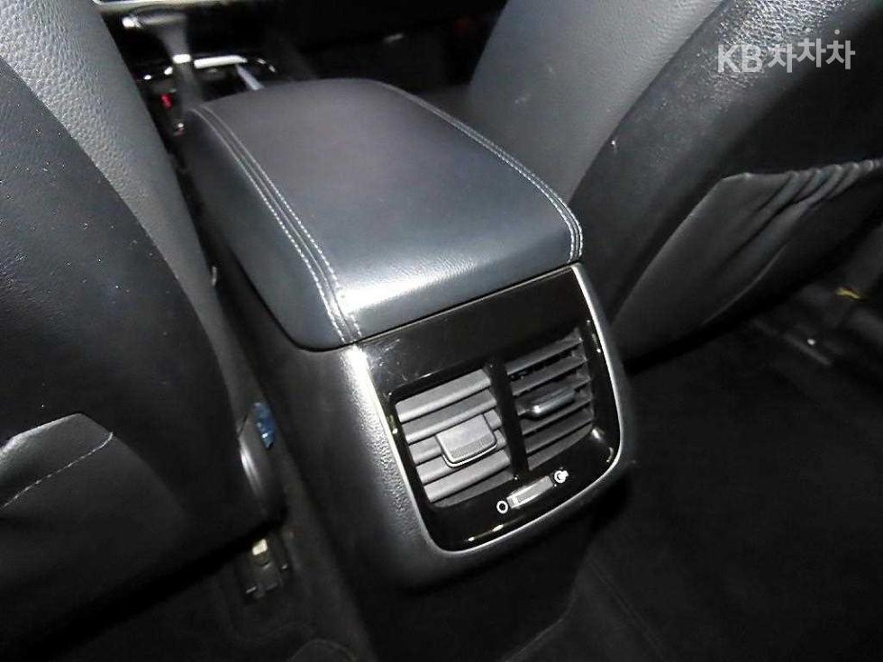 Kia K7 — miniaturë 16