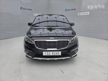 Kia Carnival 9인승 2.2 디젤 — foto 1