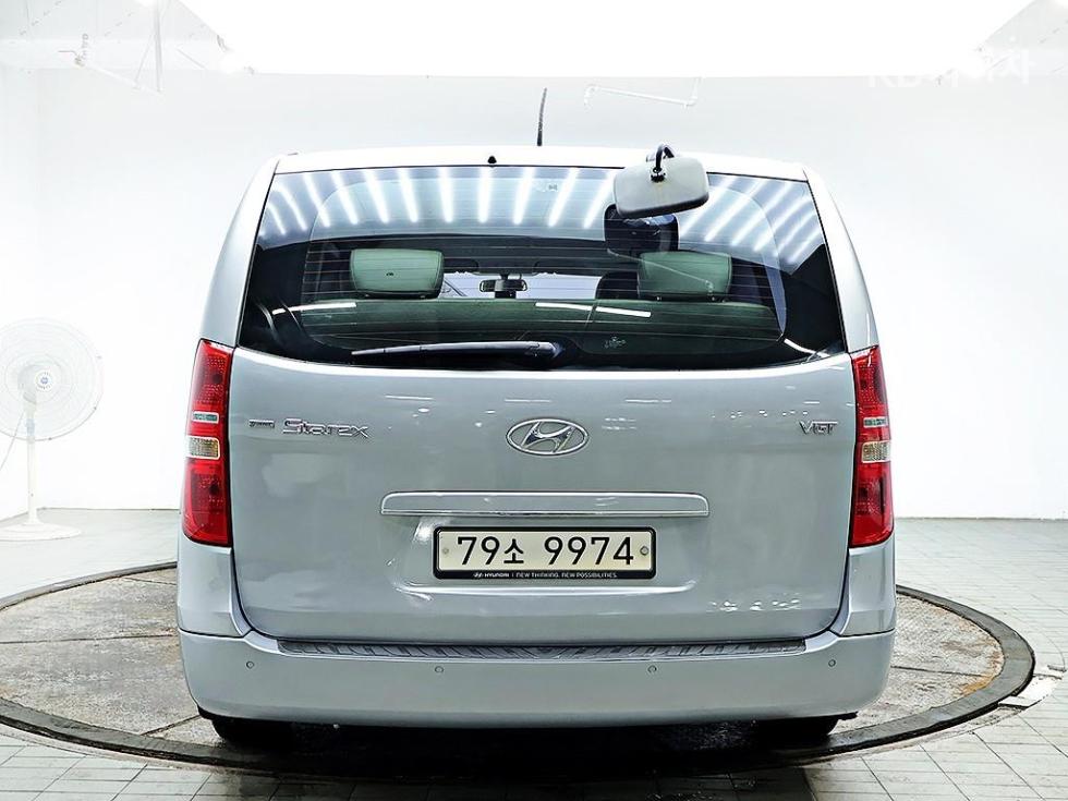 Hyundai Starex — miniaturë 3