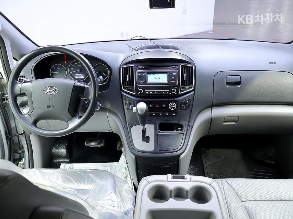 Hyundai Starex — miniaturë 5