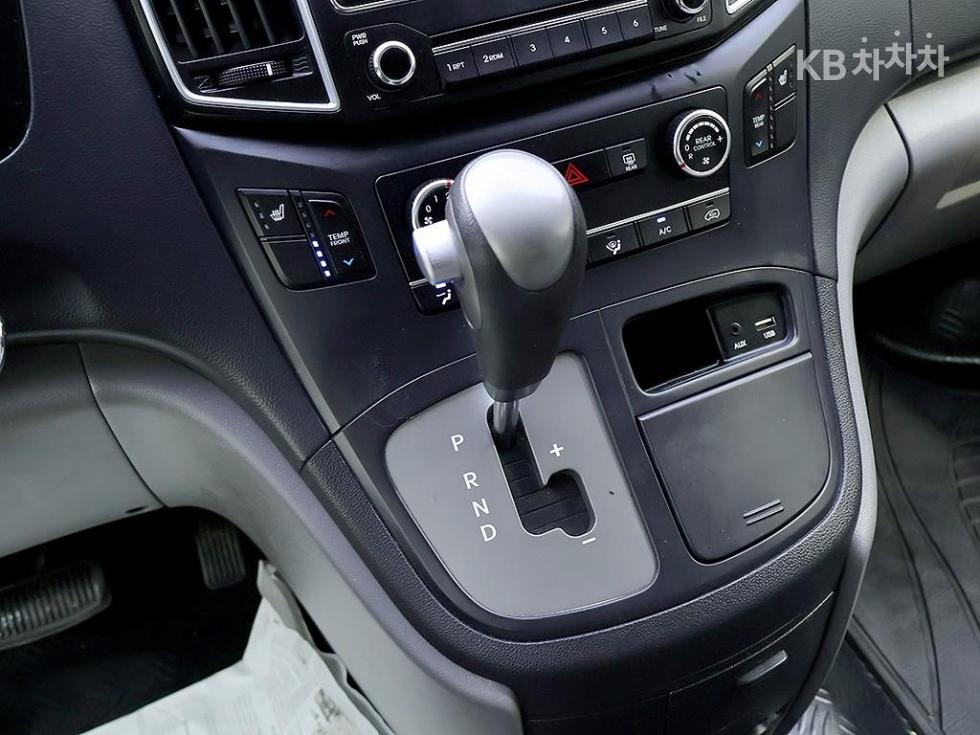 Hyundai Starex — miniaturë 10