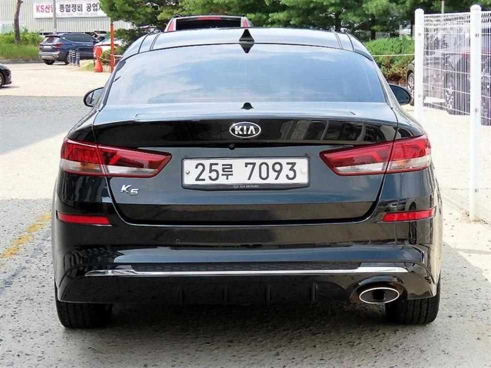 Kia K5 — miniaturë 4