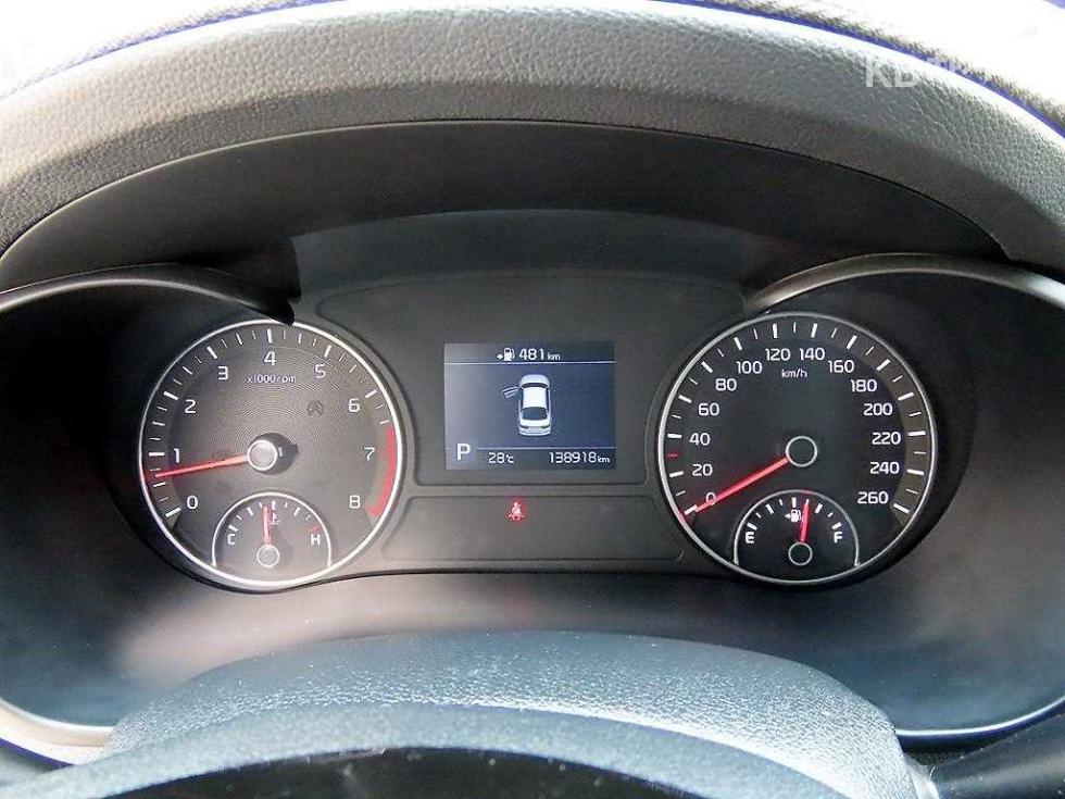Kia K5 — miniaturë 9