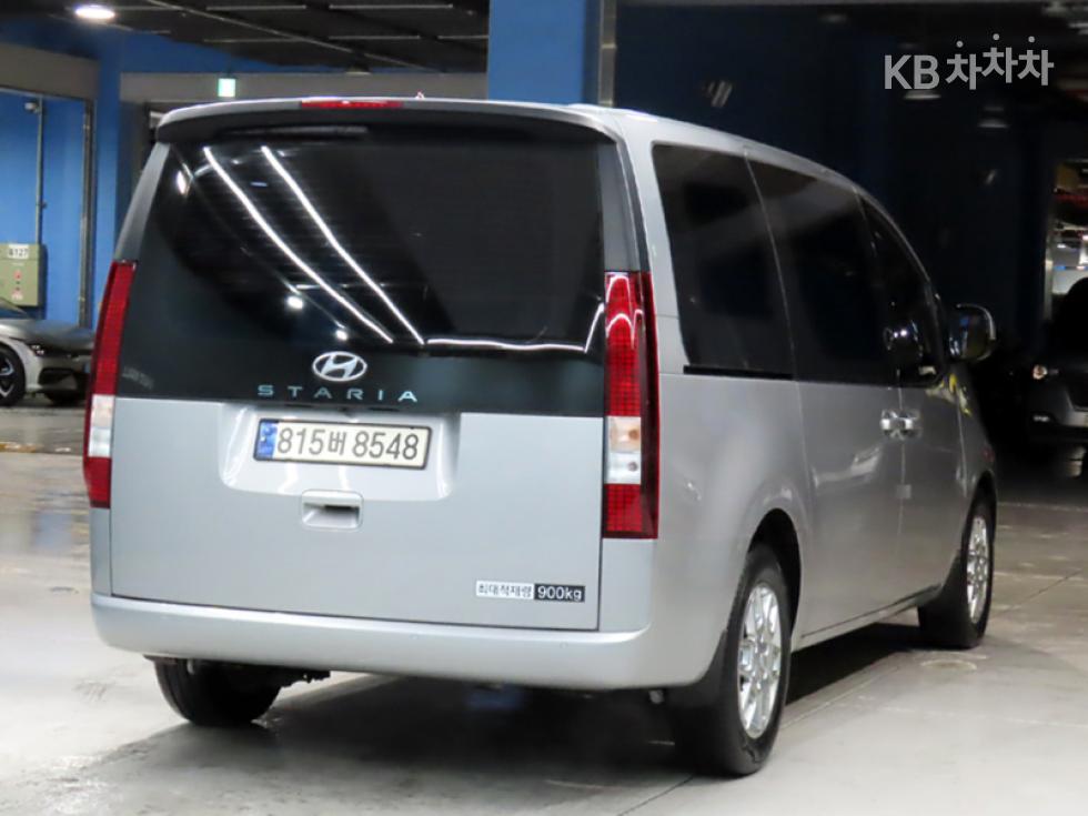 Hyundai Staria — miniaturë 4