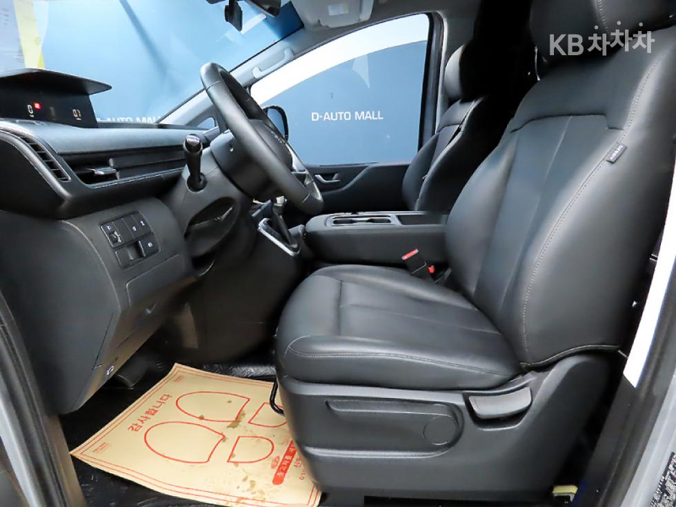 Hyundai Staria — miniaturë 5