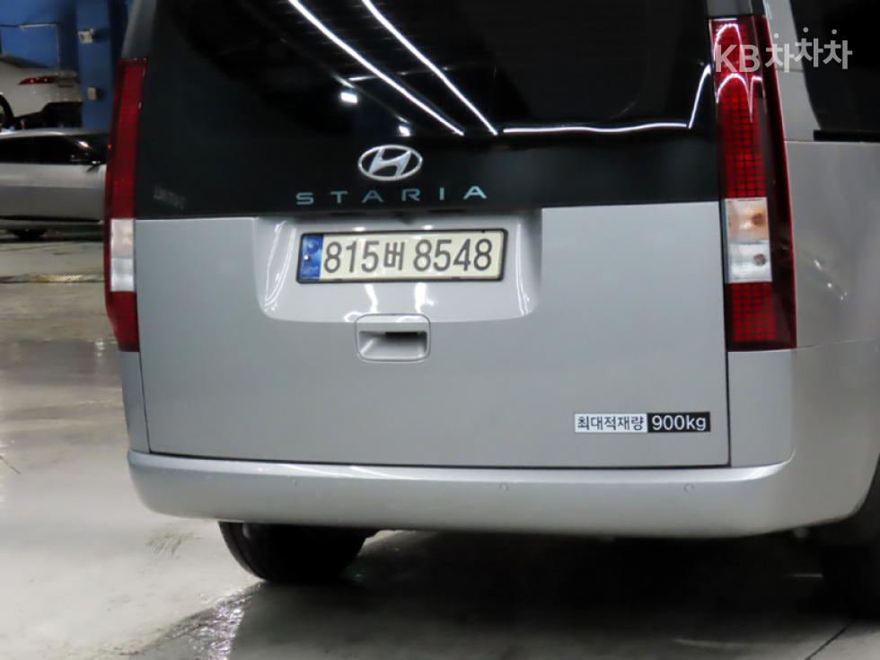 Hyundai Staria — miniaturë 17