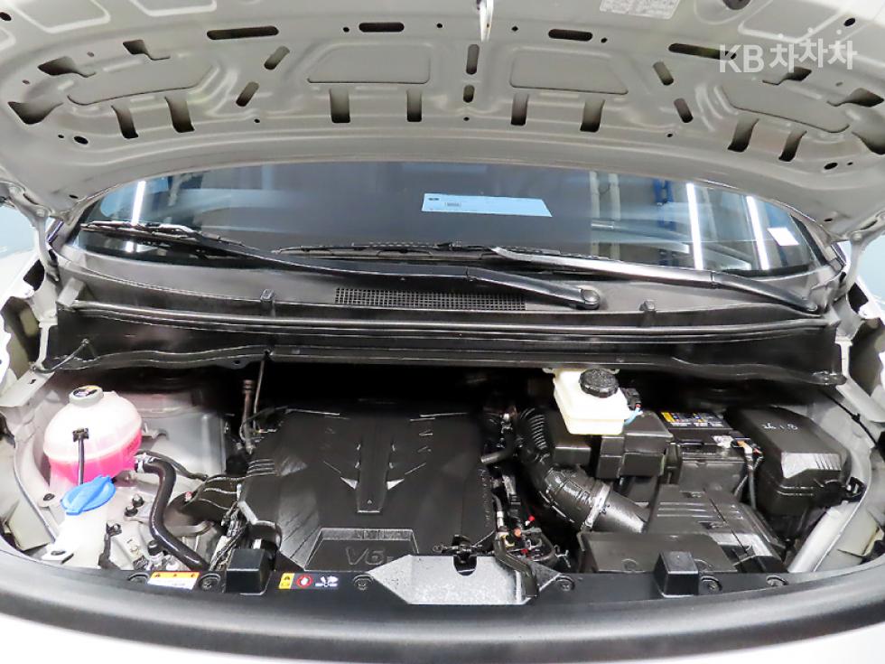 Hyundai Staria — miniaturë 19