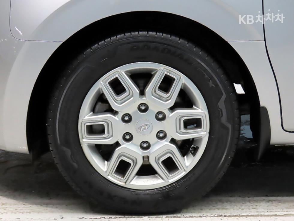 Hyundai Staria — miniaturë 20