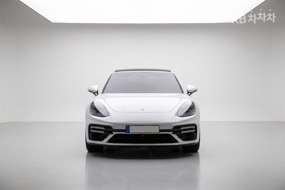 Porsche Panamera — miniaturë 4