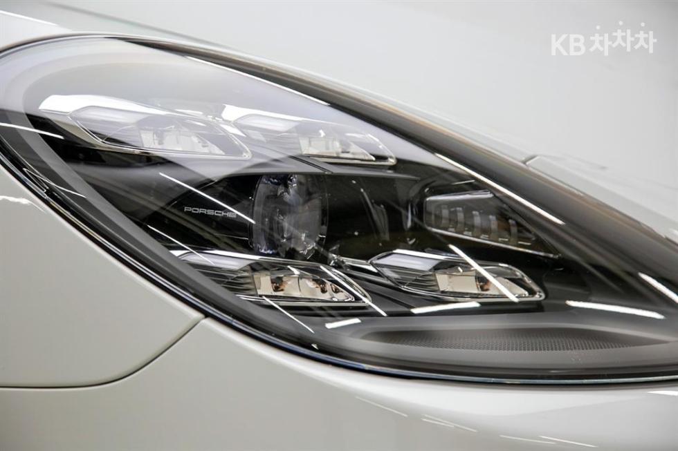 Porsche Panamera — miniaturë 8